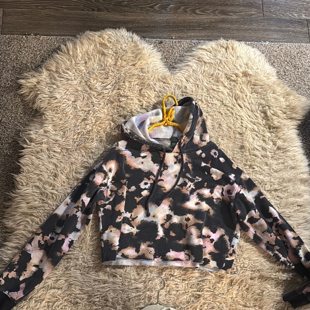 Wild Fable Black and Pink Camouflage Sweater